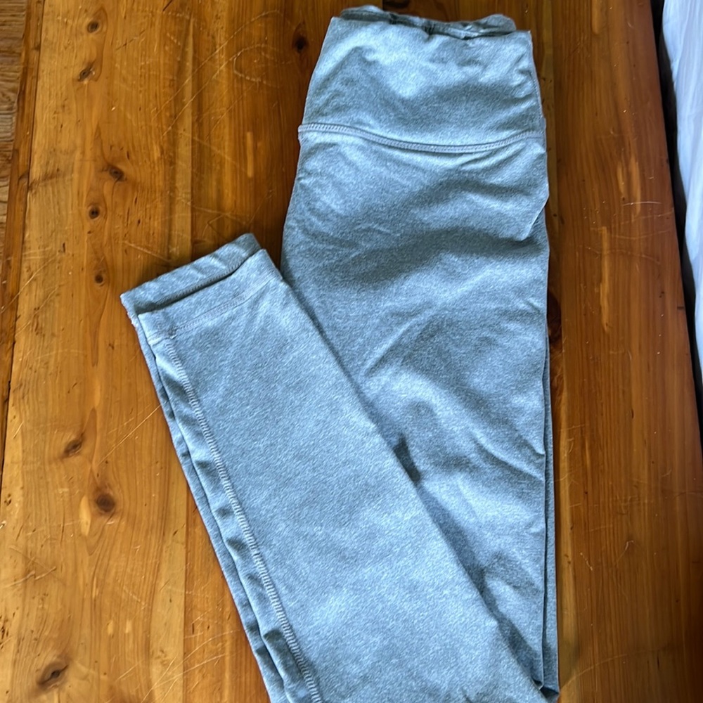 Leggings by 90 degree